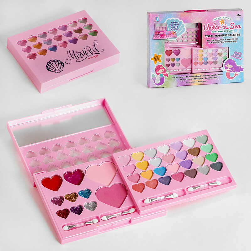 Косметика 2005 D (24/2) 2 вида теней, румяна, блески, аппликаторы, в коробке