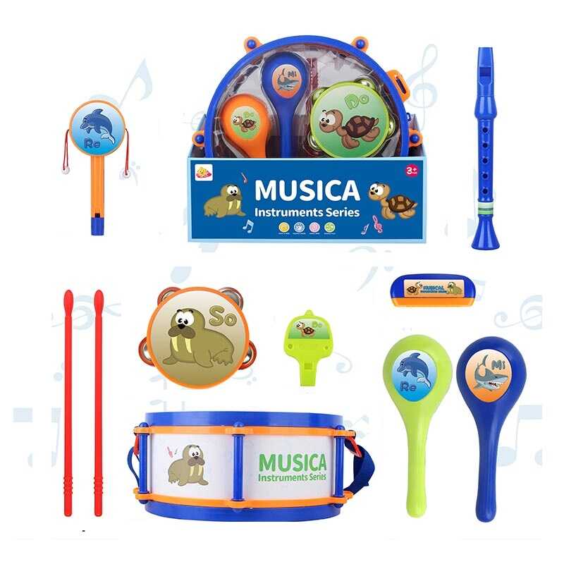 Набір музичних інструментів 717 A (24) барабан:  28х28х12 см, барабанні палички, маракаси, бубон, колотушка, свисток, сопілочка, ремінець, в коробці