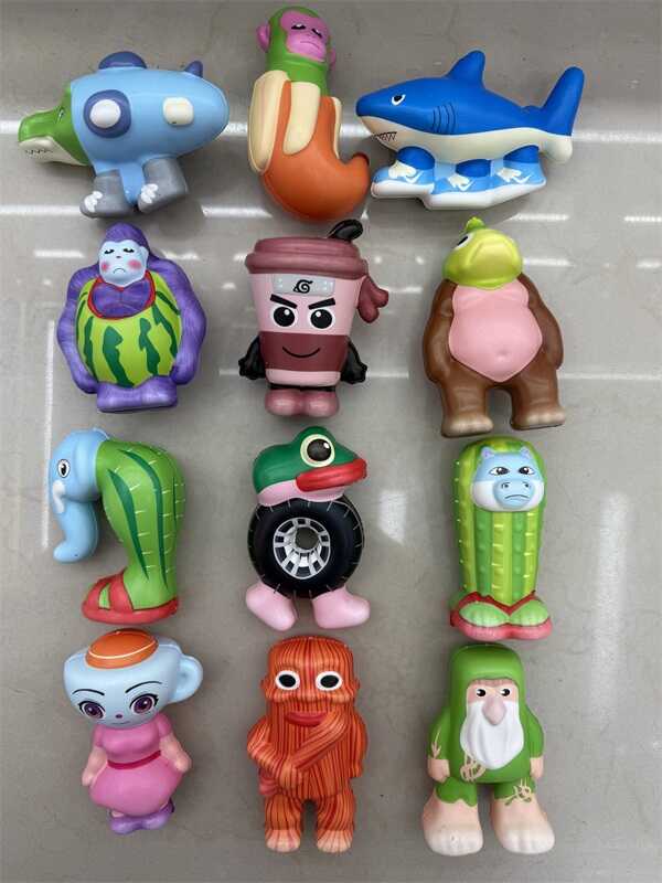 Антистрес-сквіш C 75262 (50) ЦІНА ЗА 12 ШТУК В БЛОЦІ, герої, ароматизовані, в пакеті