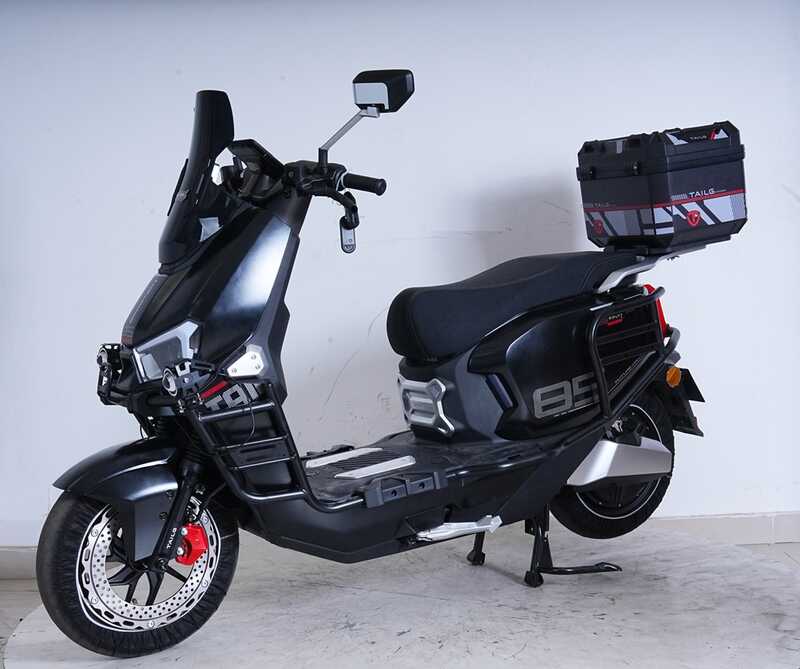 Електричний мопед Tailg F-73/B01 (1) + ЗАХИСНИЙ БАМПЕР, двигун 2000W, акумулятор графеновий 72V/35Ah, в коробці