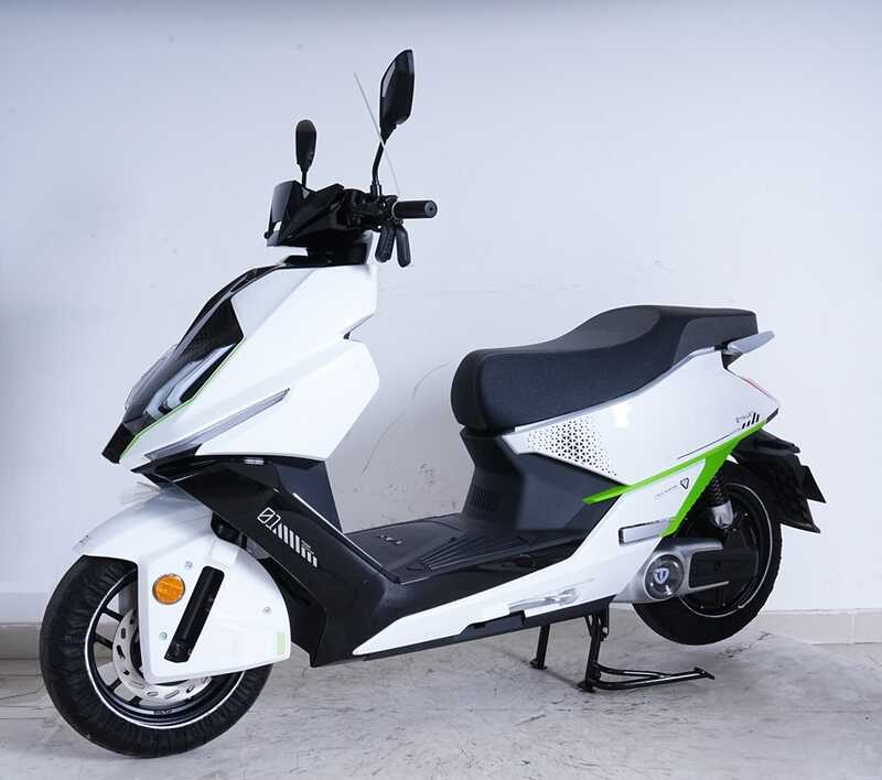 Електричний мопед Tailg S91/A01 (1) +1 ЯЩИК АКУМ., двигун 2000W, акумулятор графеновий 72V/38Ah, в коробці