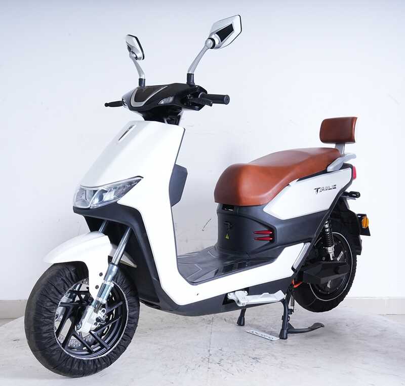 Електричний мопед Tailg T70/A40 (1) двигун 2000W, акумулятор графеновий 72V/35Ah, в коробці