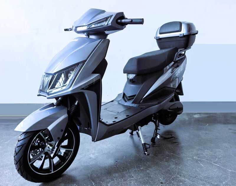 Електричний мопед Corso Fire FR-320107 (1) + 1 ЯЩИК АКУМ, двигун 1800W, акумулятор графеновий 72V/32Ah, в коробці