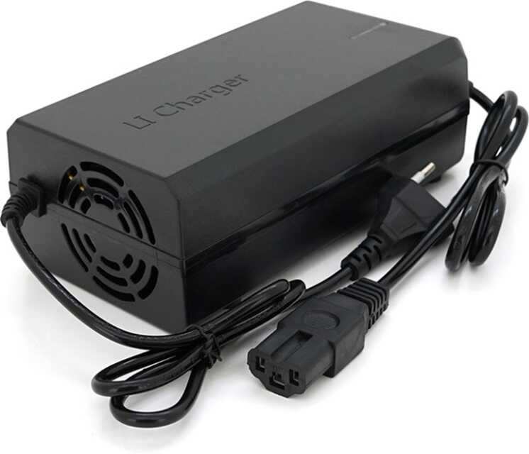 Зарядний пристрій для електромопеда RAVEN 9310-71 (100) потужність 3А, напруга 60V, в коробці