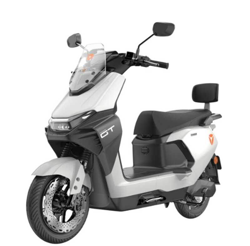 Електричний мопед Yadea GS70 / 9104 (1) двигун 2000W, акум. графеновий 72V/23Ah, переднє колесо: 80/90-12, заднє колесо: 3.00-10, в коробц
